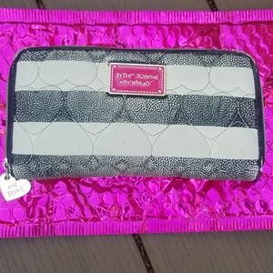 Betsy Johnson wallet